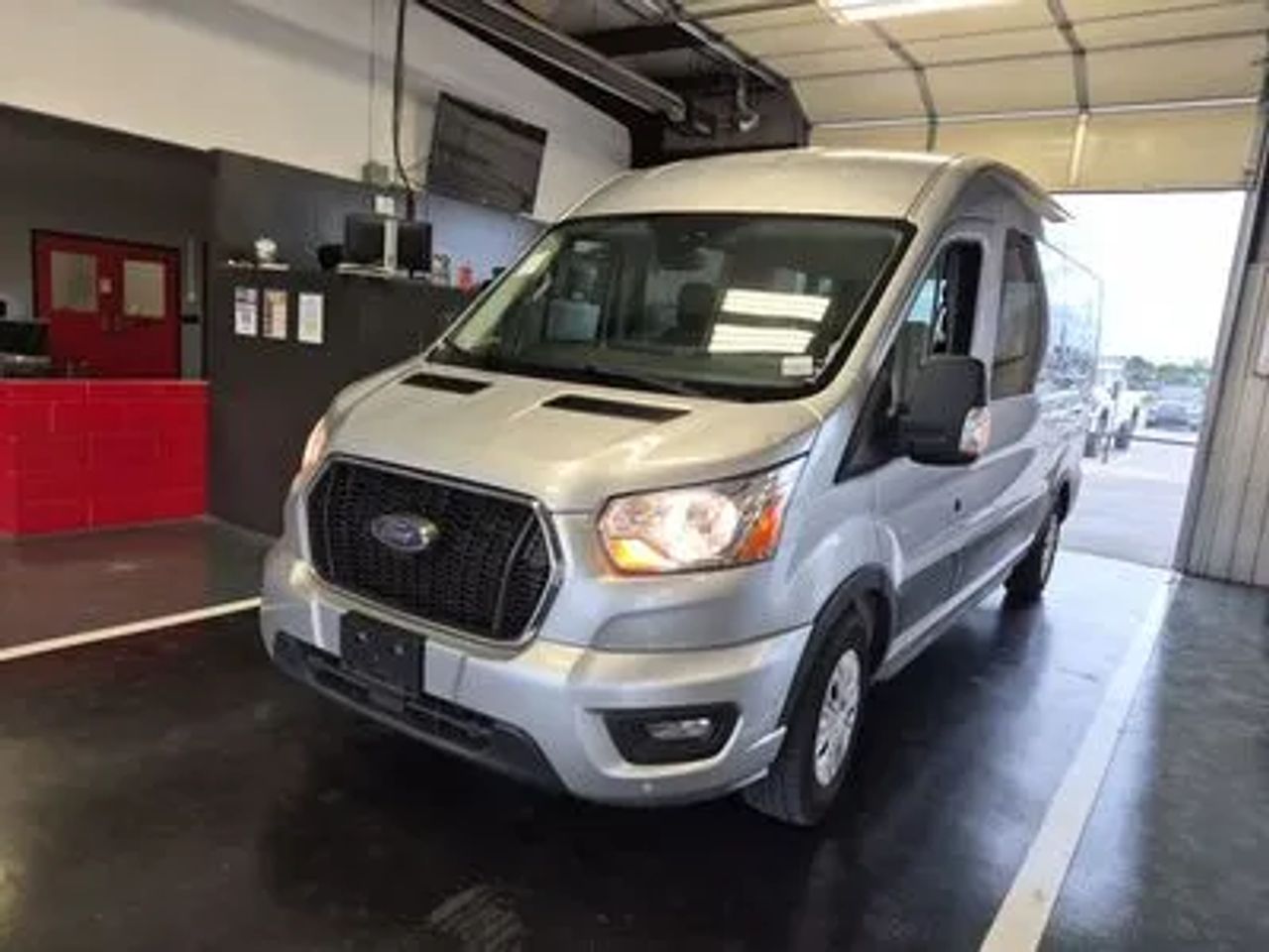 ford transit passenger van 2021 1FBAX2C84MKA04516 image ford transit passenger van 2021 1FBAX2C84MKA04516 image